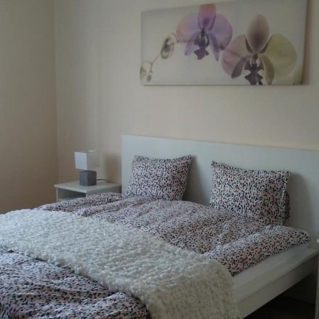 River Side Apartman 컬로처 외부 사진